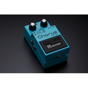 BOSS CE-2W - Pedala efecte Chorus Waza Craft Chorus cu mod CE-1, ediție specială #5
