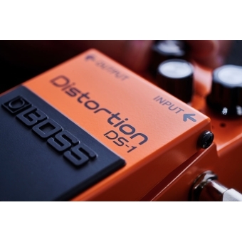 BOSS DS-1 - Pedală efect de tip distorsion pentru chitare și claviaturi #4