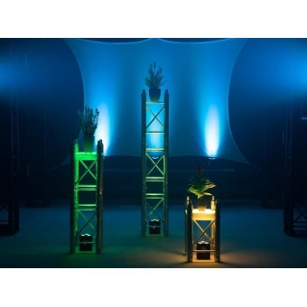 EUROLITE AKKU TL-3 QCL RGB+UV Trusslight #21